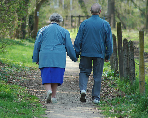 The story of an elderly migraineur couple. Dr. Emel Gokmen